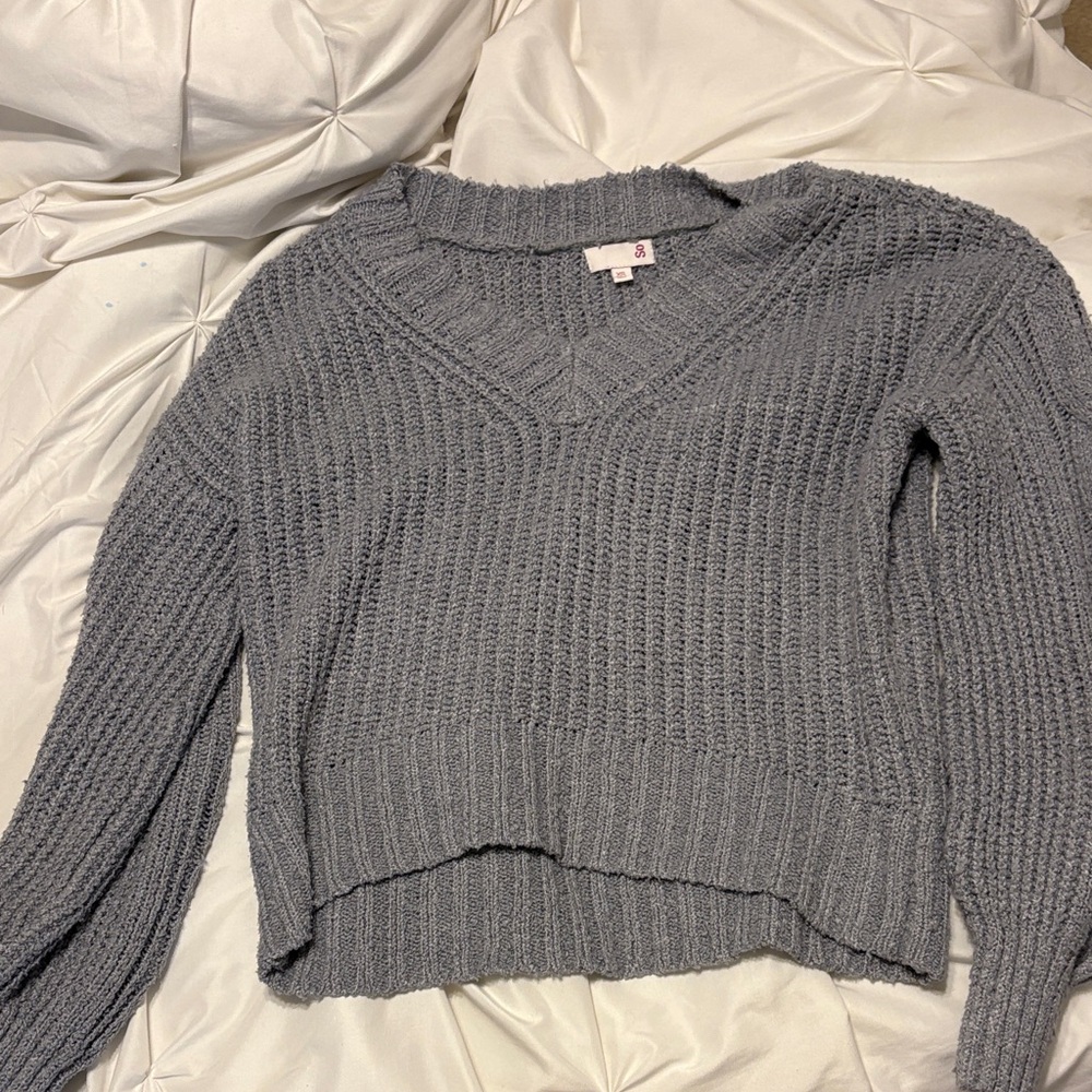 Target Women's Gray V-Neck Sweater
